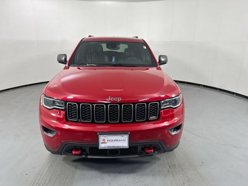 Used 2019 Jeep Grand Cherokee Trailhawk w/ Trailhawk Luxury Group AWD/4WD image 23