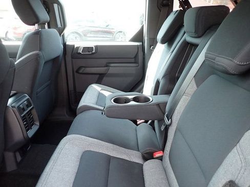 Used 2025 Ford Bronco 4-Door AWD/4WD image 18