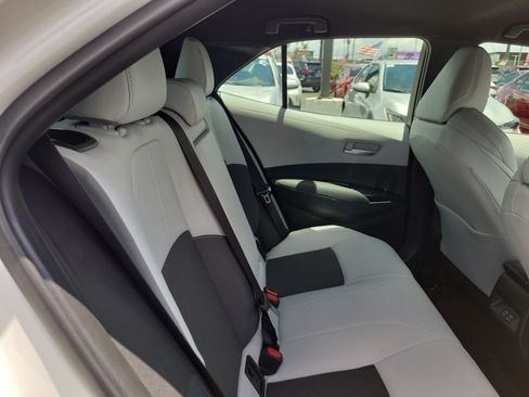 Used 2025 Toyota Corolla XSE FWD image 15