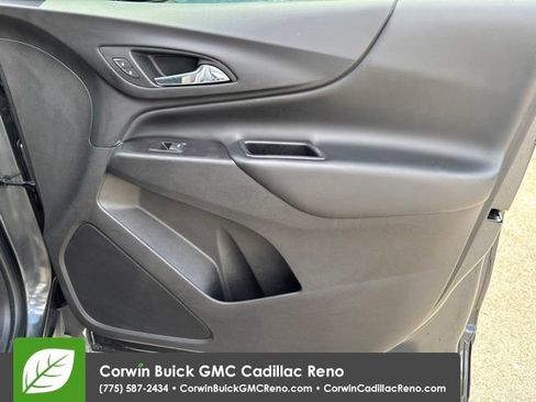 Used 2018 Chevrolet Equinox LT AWD/4WD image 35