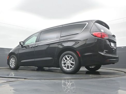 New 2026 Chrysler Voyager LX image 48