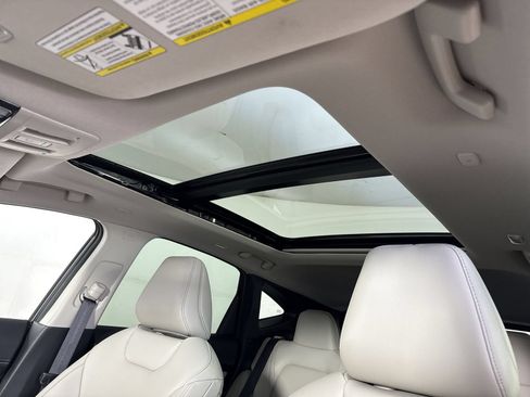 Used 2025 Nissan Murano SL AWD/4WD image 19