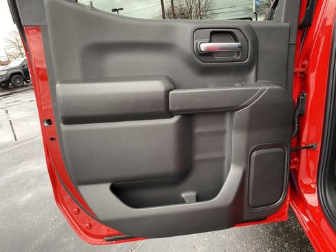 New 2025 Chevrolet Silverado 1500 Custom Trail Boss w/ Dark Appearance Package image 23