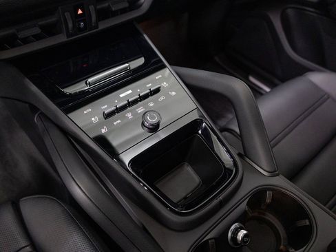 New 2026 Porsche Cayenne Coupe image 16