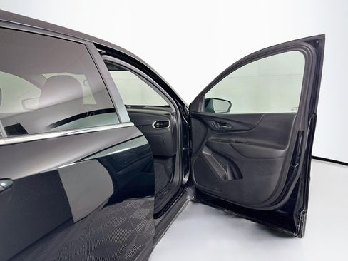 Used 2024 Chevrolet Equinox LT w/ LPO, Floor Liner Package FWD image 30