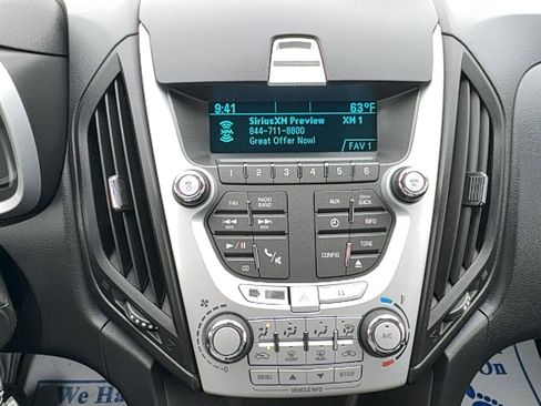 Used 2015 Chevrolet Equinox LS image 24