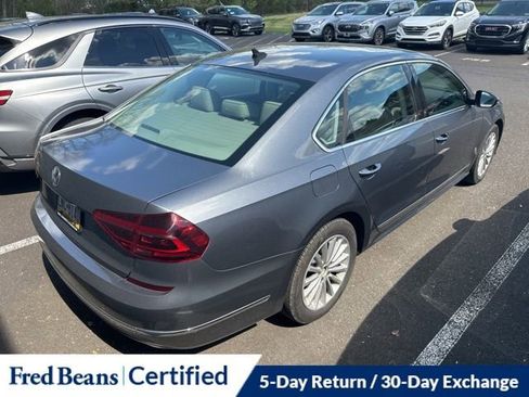 Used 2017 Volkswagen Passat 1.8T SE w/ SE Lighting Package image 11