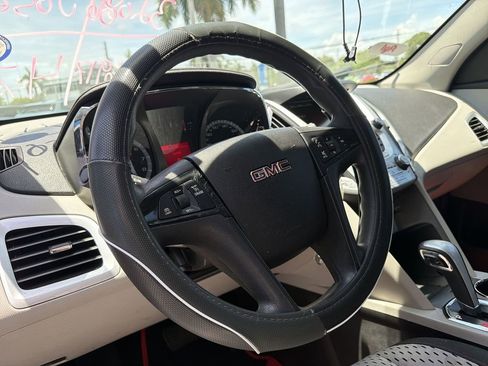 Used 2013 GMC Terrain SLE FWD image 23