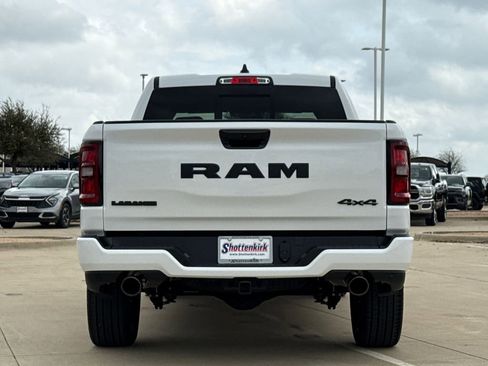 New 2026 RAM 1500 Laramie AWD/4WD image 9