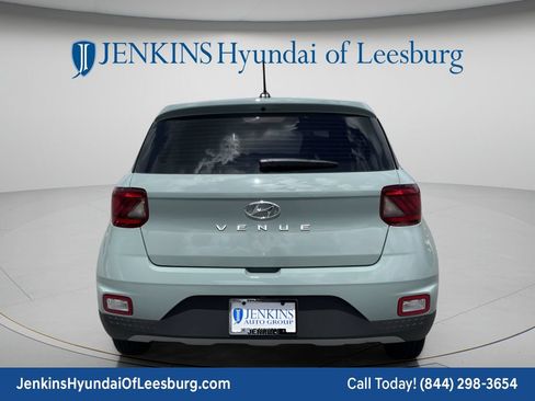 New 2026 Hyundai Venue SE FWD image 6