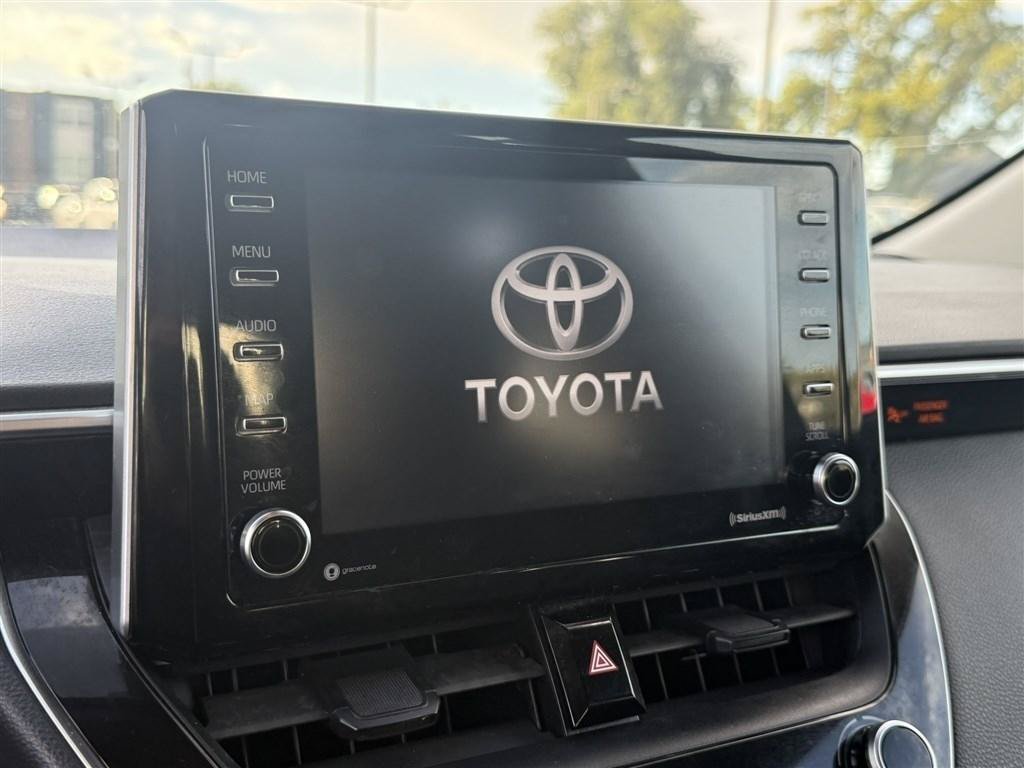 Used 2021 Toyota Corolla LE FWD image 22