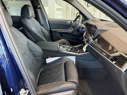 New 2026 BMW X5 xDrive40i w/ M Sport Package AWD/4WD image 14