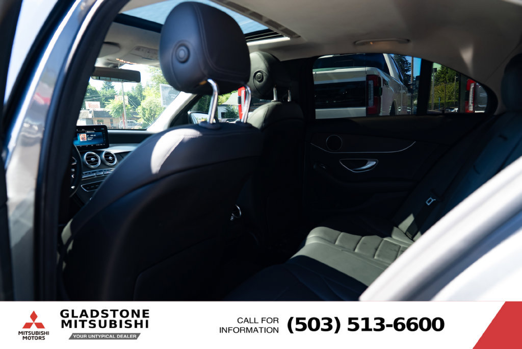 Used 2019 Mercedes-Benz C 300 Sedan image 21