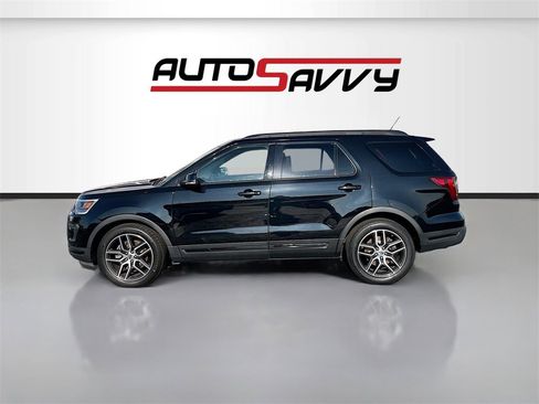 Used 2018 Ford Explorer Sport w/ Equipment Group 401A image 4