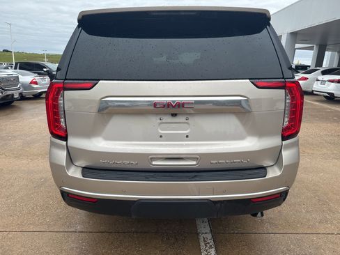 Used 2024 GMC Yukon Denali image 6