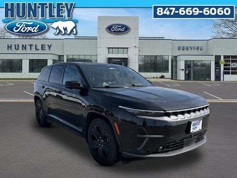 Used 2024 Jeep Wagoneer Launch Edition image 4