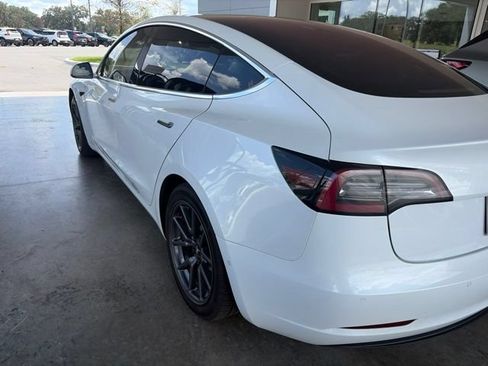 Used 2018 Tesla Model 3 RWD image 7