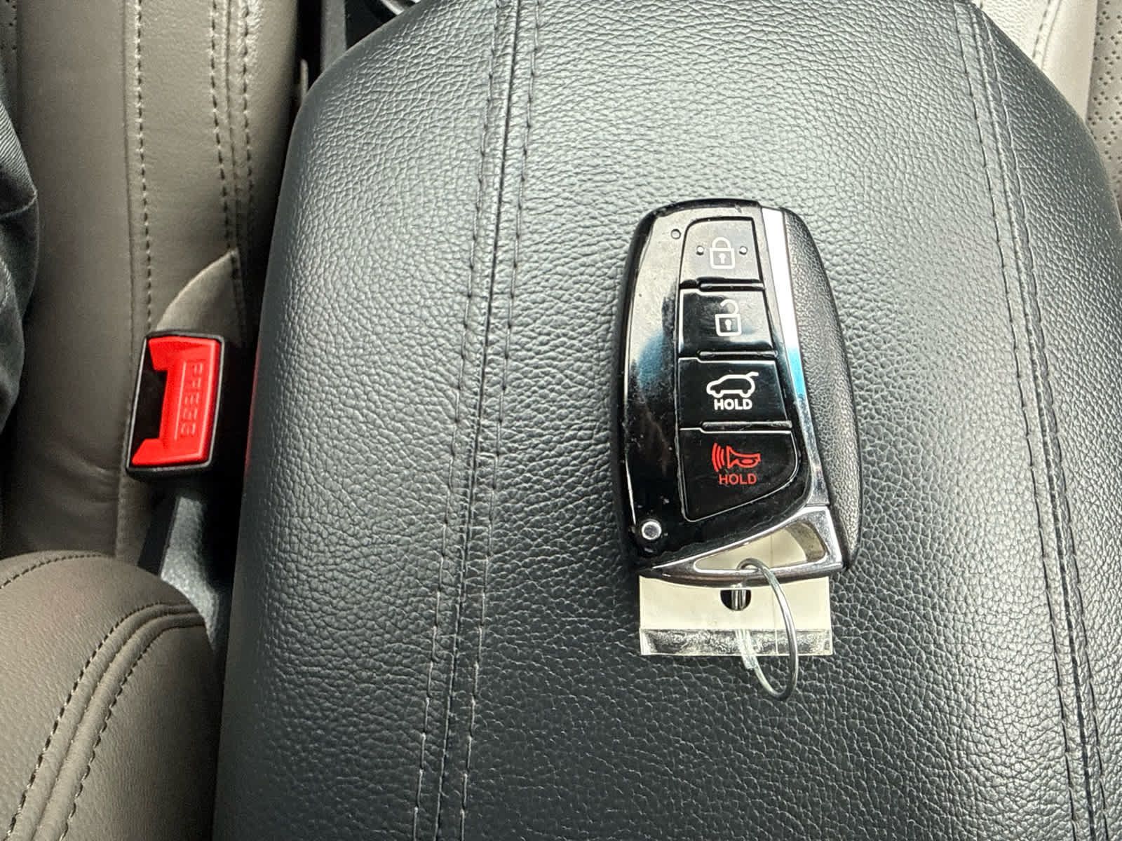 Used 2013 Hyundai Santa Fe Sport 2.0T AWD/4WD image 24