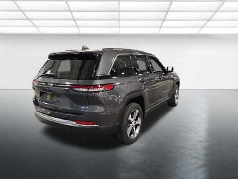 Used 2022 Jeep Grand Cherokee Limited 4xe AWD/4WD image 5