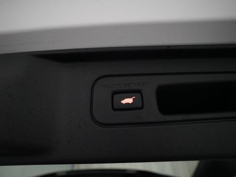 Certified 2025 Honda Pilot Elite image 15