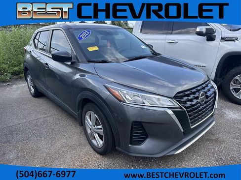 Used 2021 Nissan Kicks S FWD image 1
