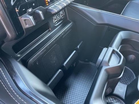 Used 2023 RAM 1500 Limited image 11