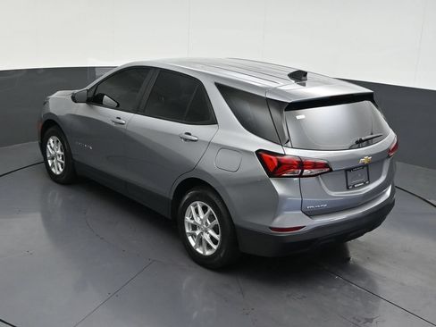 Used 2023 Chevrolet Equinox LS FWD image 18
