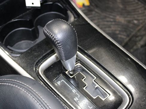 Used 2019 Mitsubishi Outlander SE image 24