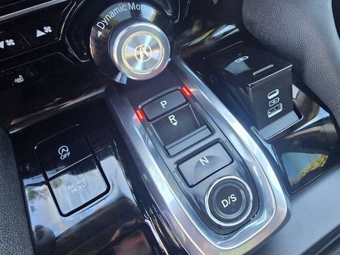 Used 2026 Acura MDX FWD image 25