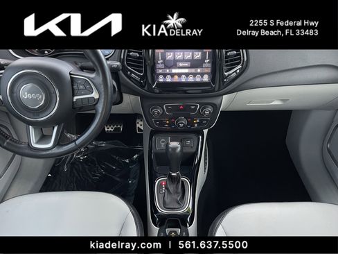 Used 2020 Jeep Compass Limited image 11