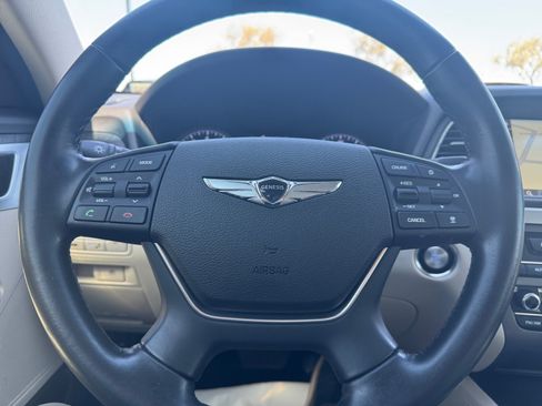 Used 2017 Genesis G80 5.0 Ultimate RWD image 9