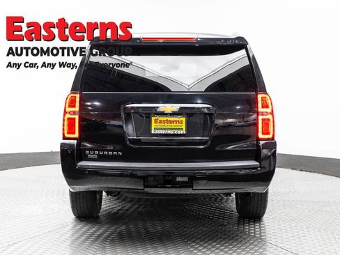 Used 2019 Chevrolet Suburban LT AWD/4WD image 6