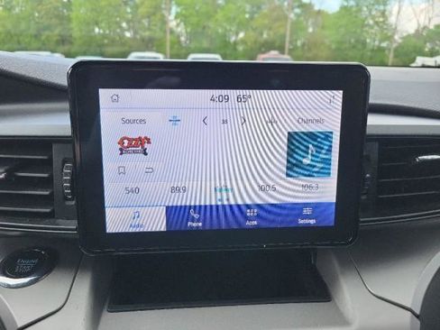 Used 2023 Ford Explorer XLT w/ Class IV Trailer Tow Package image 16