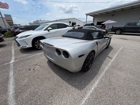 Used 2005 Chevrolet Corvette Convertible w/ Preferred Equipment Group RWD image 14