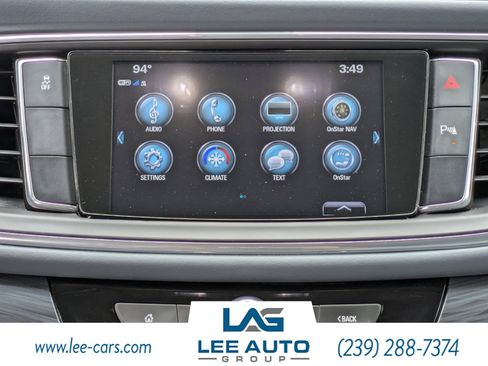 Used 2019 Buick Enclave Essence FWD image 16