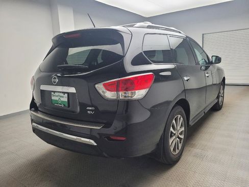 Used 2015 Nissan Pathfinder SV w/ Cargo Package image 9