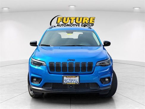 New 2023 Jeep Cherokee Altitude Lux w/ Lux Elite Package image 2