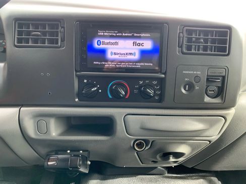 Used 2003 Ford F350 162 W.B. 4D image 14