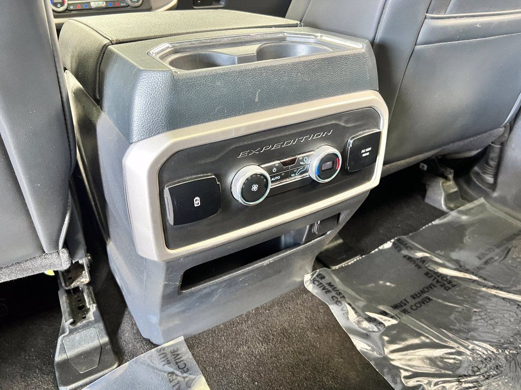 Used 2022 Ford Expedition Max XLT AWD/4WD image 24