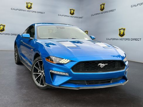 Used 2020 Ford Mustang Coupe w/ Equipment Group 101A image 3