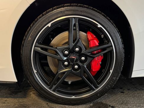 Used 2023 Chevrolet Corvette Stingray Premium Cpe w/ Z51 Performance Package RWD image 10