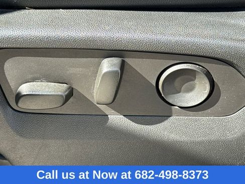 Used 2023 Chevrolet Tahoe Z71 w/ Luxury Package image 20