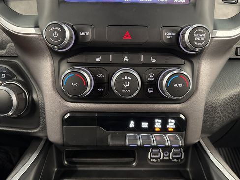 Used 2020 RAM 1500 Big Horn image 27