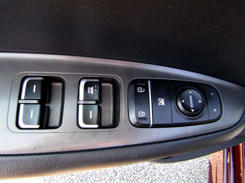 Used 2019 Kia Optima LX w/ LX 17" Wheel Package image 11