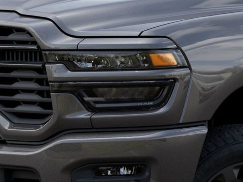 New 2026 RAM 2500 Tradesman AWD/4WD image 10
