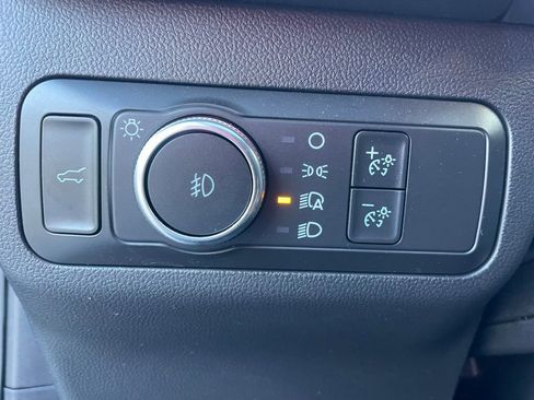 Certified 2022 Ford Escape SEL image 21