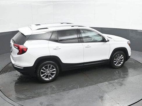Used 2023 GMC Terrain SLT image 14