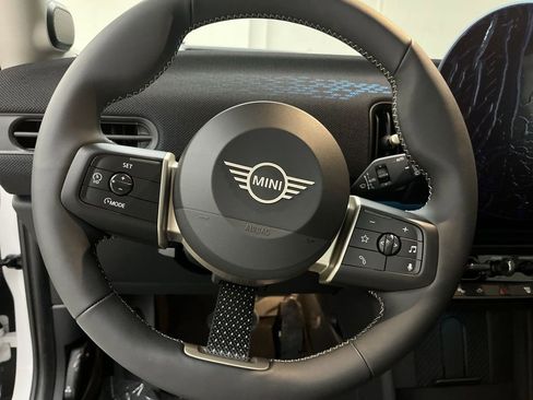 Certified 2025 MINI Cooper S image 15