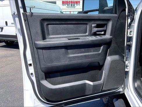 Used 2026 RAM 3500 Tradesman AWD/4WD image 18