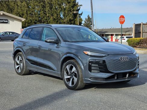 Used 2025 Audi Q6 e-tron Premium Plus w/ Premium Plus image 1